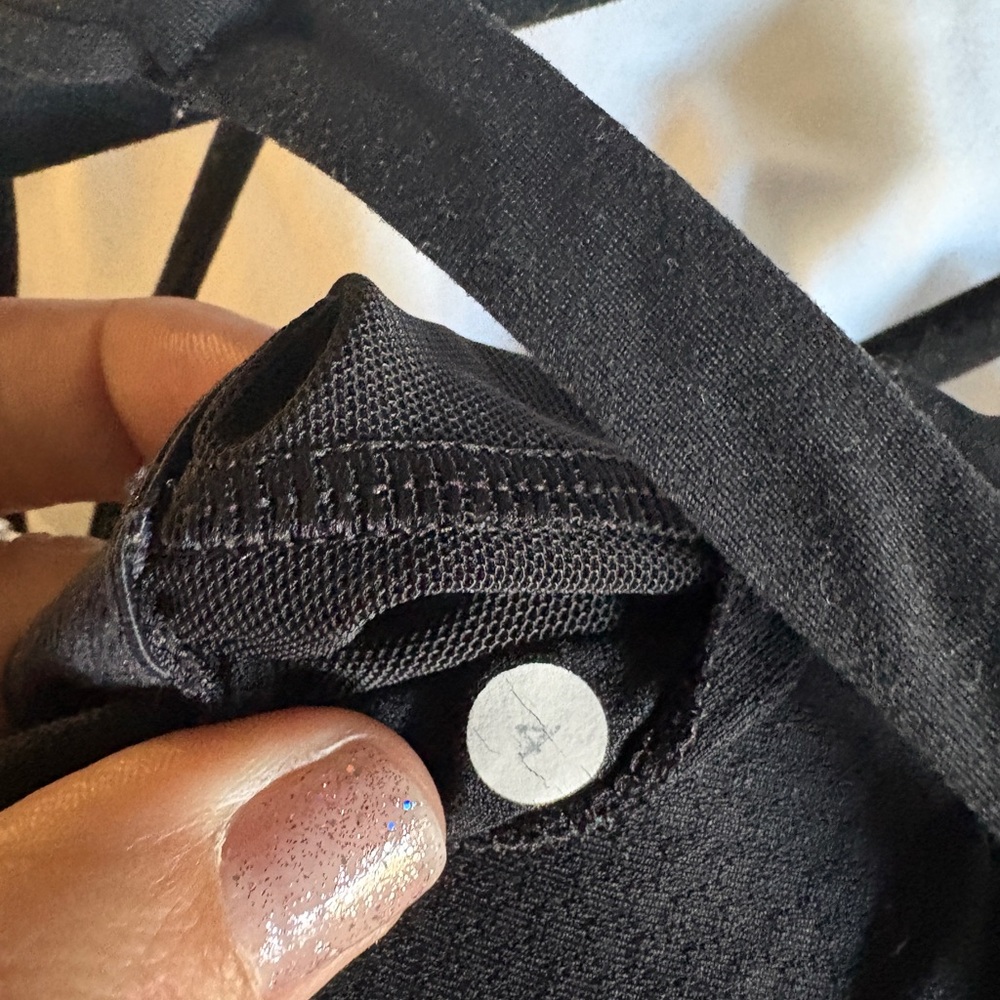 Lululemon Free to Be Black tank - Picture 8 of 8